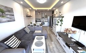 Komfort&Garaż Apartment - Samozameldowanie
